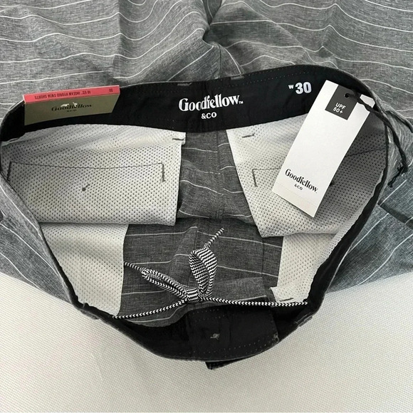 Hybrid Swim Shorts Quick Dry Unlined Size W 30 Gray Striped 10.5" Inseam UPF 50+ - Picture 6 of 7